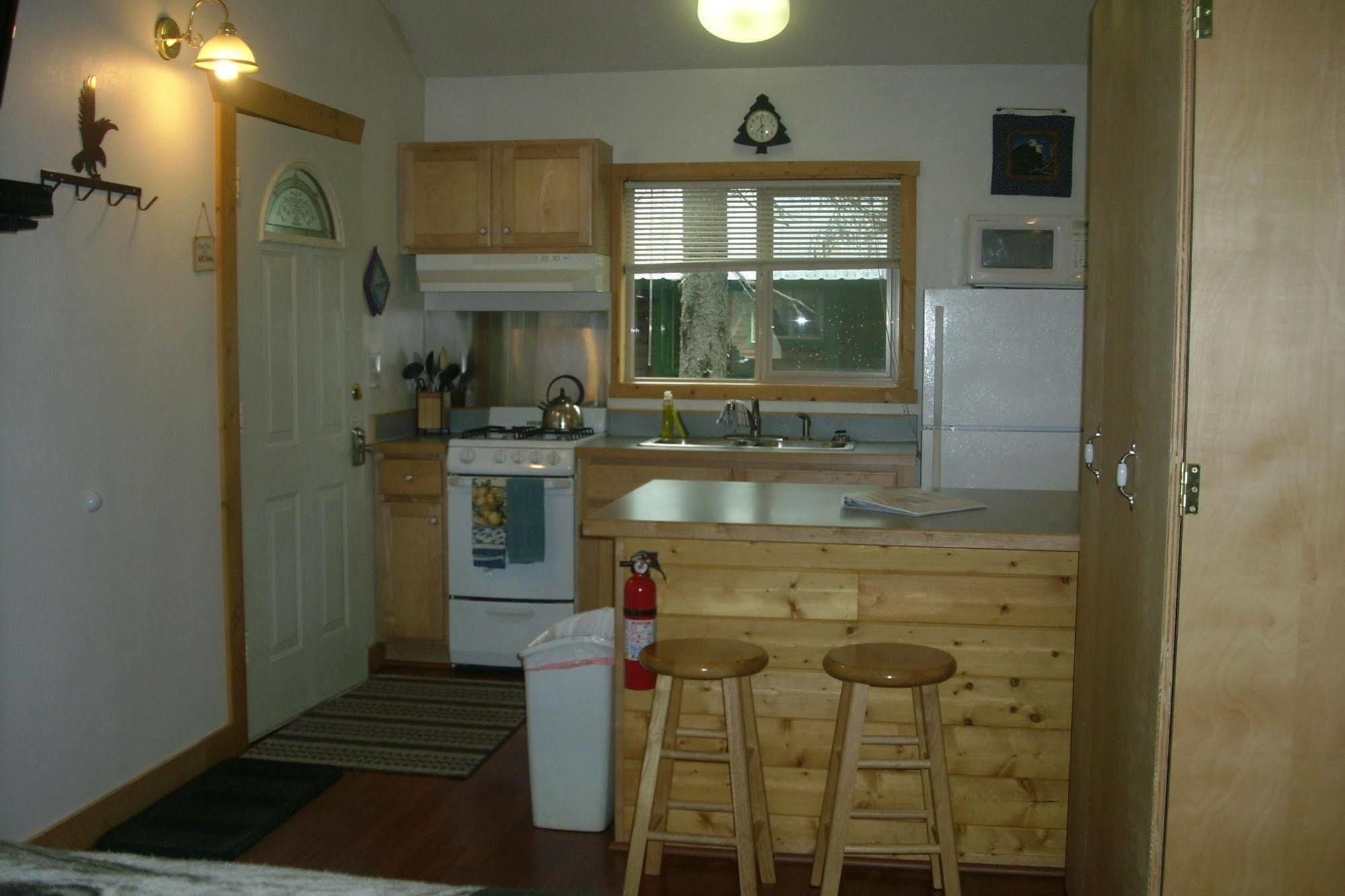 Box Canyon Cabins Seward Extérieur photo
